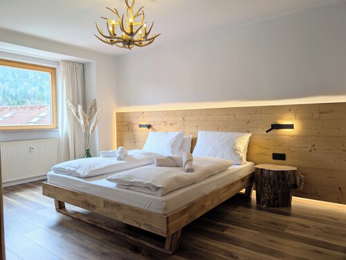 Chic Alpine Oasis Oberammergau with Mountain View