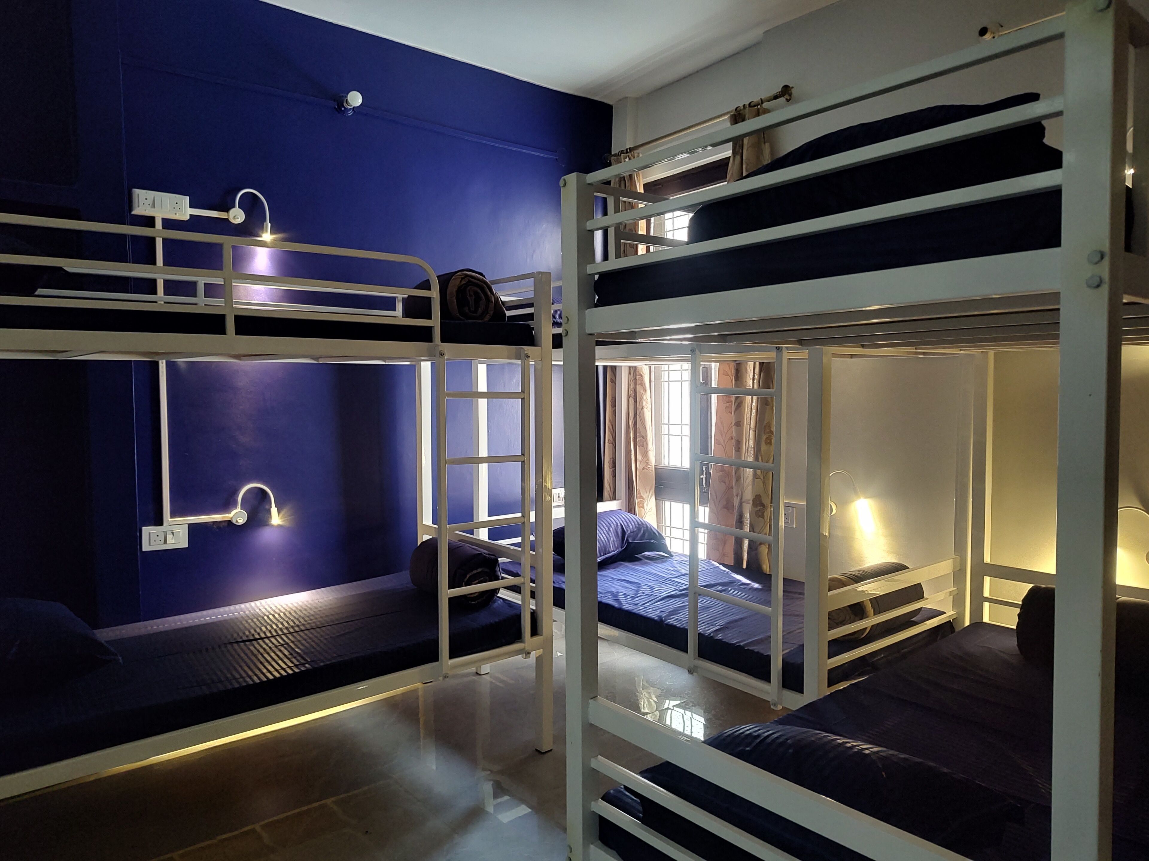 Dormitorio compartido clásico, dormitorio mixto