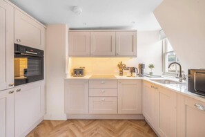 Private kitchen - Central Bath – Walk to Baths & Station - VAT Q (Bath)