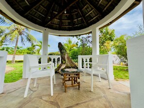 Terrace/patio - A 4 bedroom furnished villa for rent in Watamu, Kenya (Watamu)