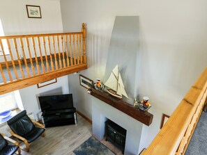 Cottage | Living area - Bodlasan Groes House (Holyhead)