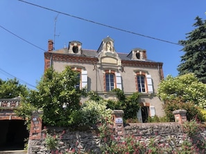 Imagen sin descripción, 3 de 27, botón