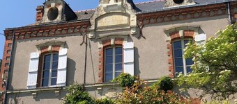 Belle Maison dans une ancienne école