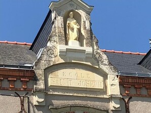 Imagen sin descripción, 2 de 27, botón