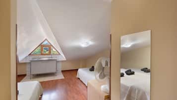 4 Schlafzimmer, Bügeleisen/Bügelbrett, WLAN, Bettwäsche