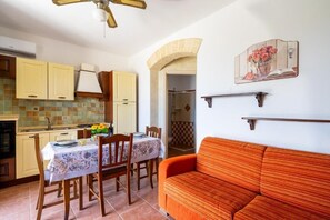 Interior - Residence with pool - Suite Limone (Torre Pali)