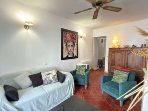 TV - MaisonMaison de village avec terrasse au coeur de Serignan (Sérignan)