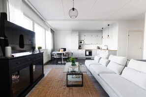 Smart-TV, Stereoanlage, Computerbildschirme
