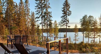 Holiday home with outdoor Jacuzzi and Sauna