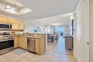 Fridge, microwave, oven, stovetop - 🔆Gulf Views | Walk to Beach | Sauna + 3 Pools | Ariel Dunes II 1308⛱️ (Miramar Beach)