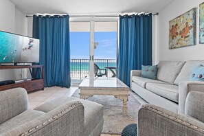 TV - 🌊Beachfront | FREE Beach Svc | Pool + Hot Tub | Island Princess 406🌊 (Fort Walton Beach)