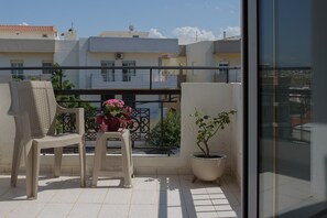 House, Smoking - Angel Apartment at Amoudara (Malevizi)