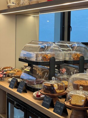 Daily buffet breakfast for a fee