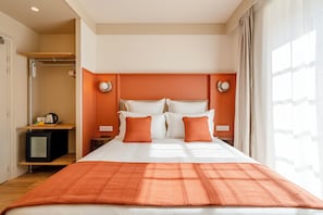 Habitación doble superior | Escritorio, wifi gratis, ropa de cama
