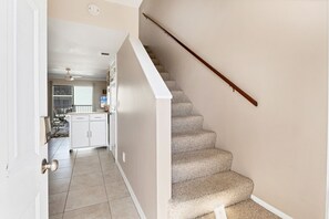 Interior - Sunrays Anchor by Duncan Real Estate (Holmes Beach)