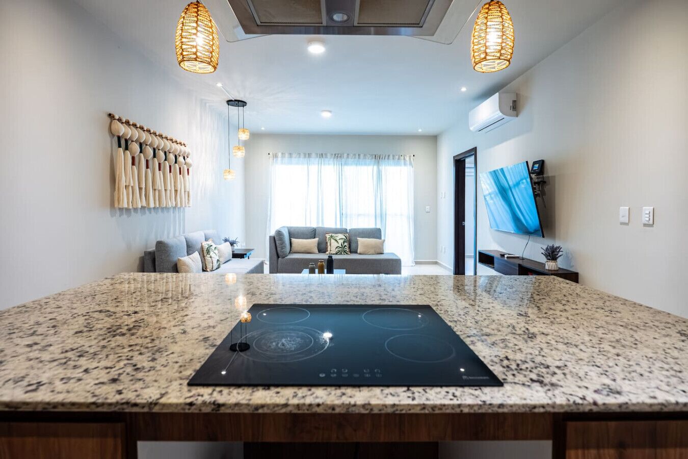 Spacious 3br W/ Private Balcony | Resort Amenities - 普拉亞德爾卡曼