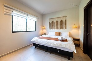 Iron/ironing board, WiFi, bed sheets - Spacious 3BR w/ Private Balcony | Resort Amenities (Playa del Carmen)