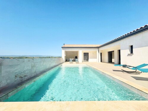 Villa with private pool, not overlooked, near Carcassonne - 4 bedrooms