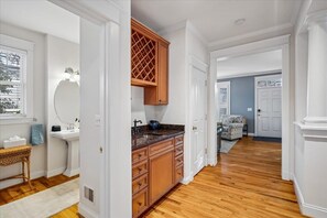 Shower - Eastport 4 Bedroom Spacious Gem on Jefferson (Annapolis)