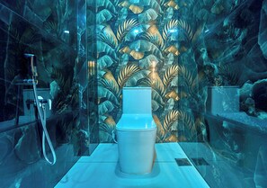 Standard Room | Bathroom