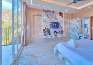 Deluxe Room, Balcony, Hill View - Hill Breeze Resort by VOYE HOMES (Vagamon)