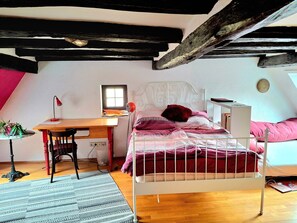 3 bedrooms, WiFi