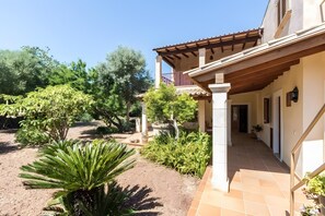 Exterior - Villa 'Panada' with Private Pool, Wi-Fi, and Air Conditioning (Pollença)