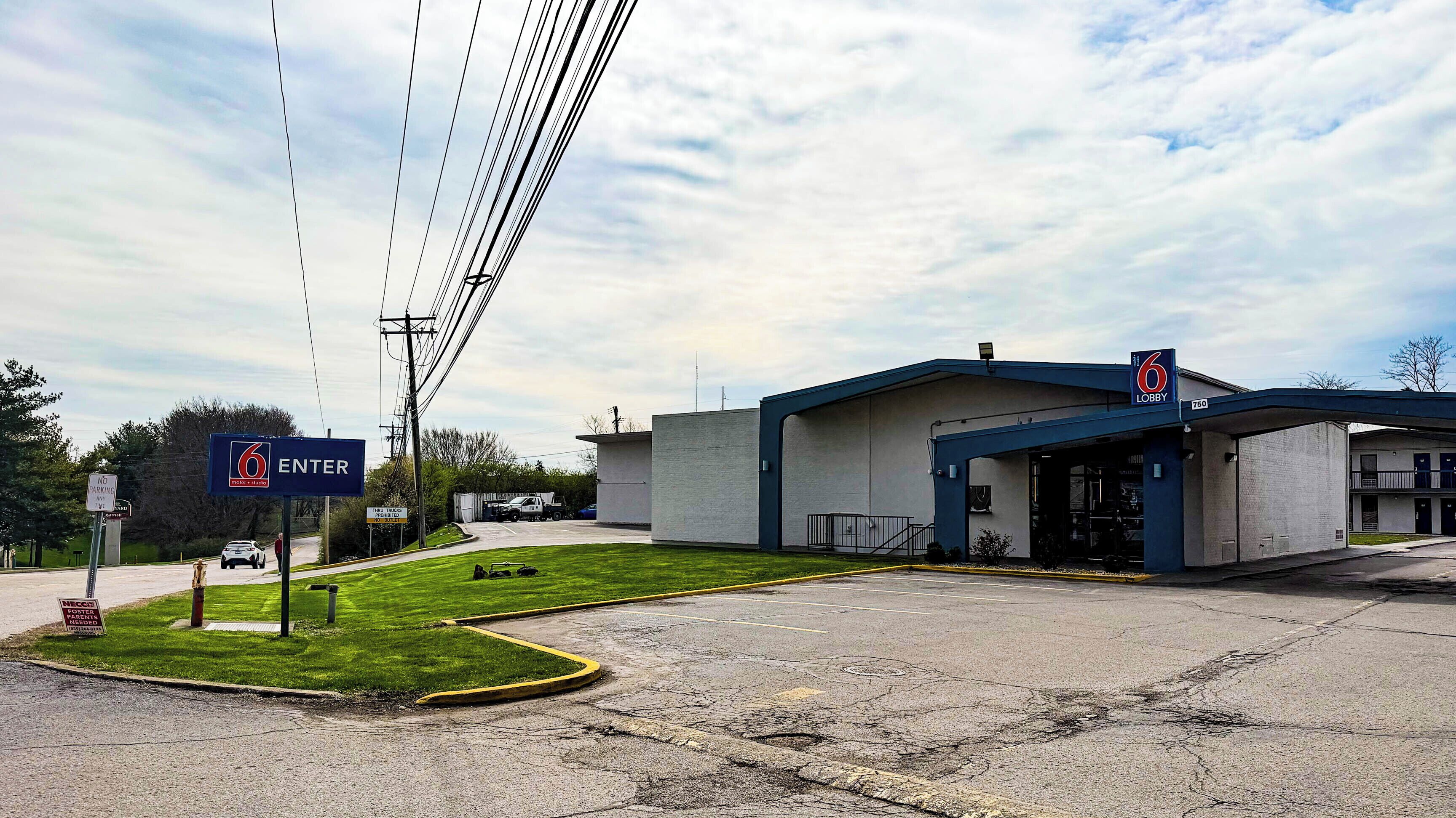 واجهة المنشأة