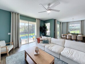 TV - Reunion Retreat: Private Pool/Spa (Kissimmee)
