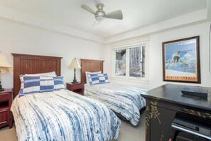 3 chambres, bureau, fer et planche à repasser, Wi-Fi gratuit