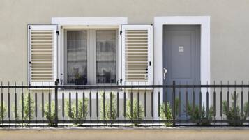 Kamar Double Keluarga | Detail eksterior