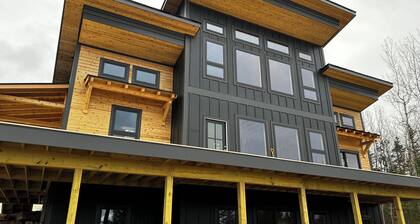 Tranquil 3-Bedroom Mountain Home on 45 Acres