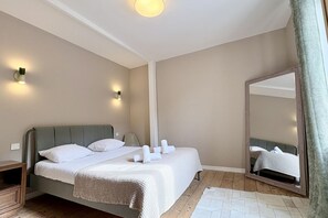 3 bedrooms, travel cot - Villa Dupond & Dupont - Family home in the heart of Le Crotoy (Le Crotoy)