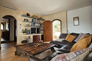 Fireplace - Asteria Eco Pool Finca Ibiza 6BR Villa near UNVRS (Santa Gertrudis)