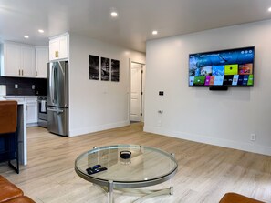 Interior - Newly Built next to Balboa Park, near Little Italy (San Diego)
