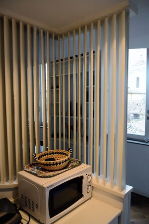 Interior - An apartment in the center of Rome with a view on the roofs (Roma)