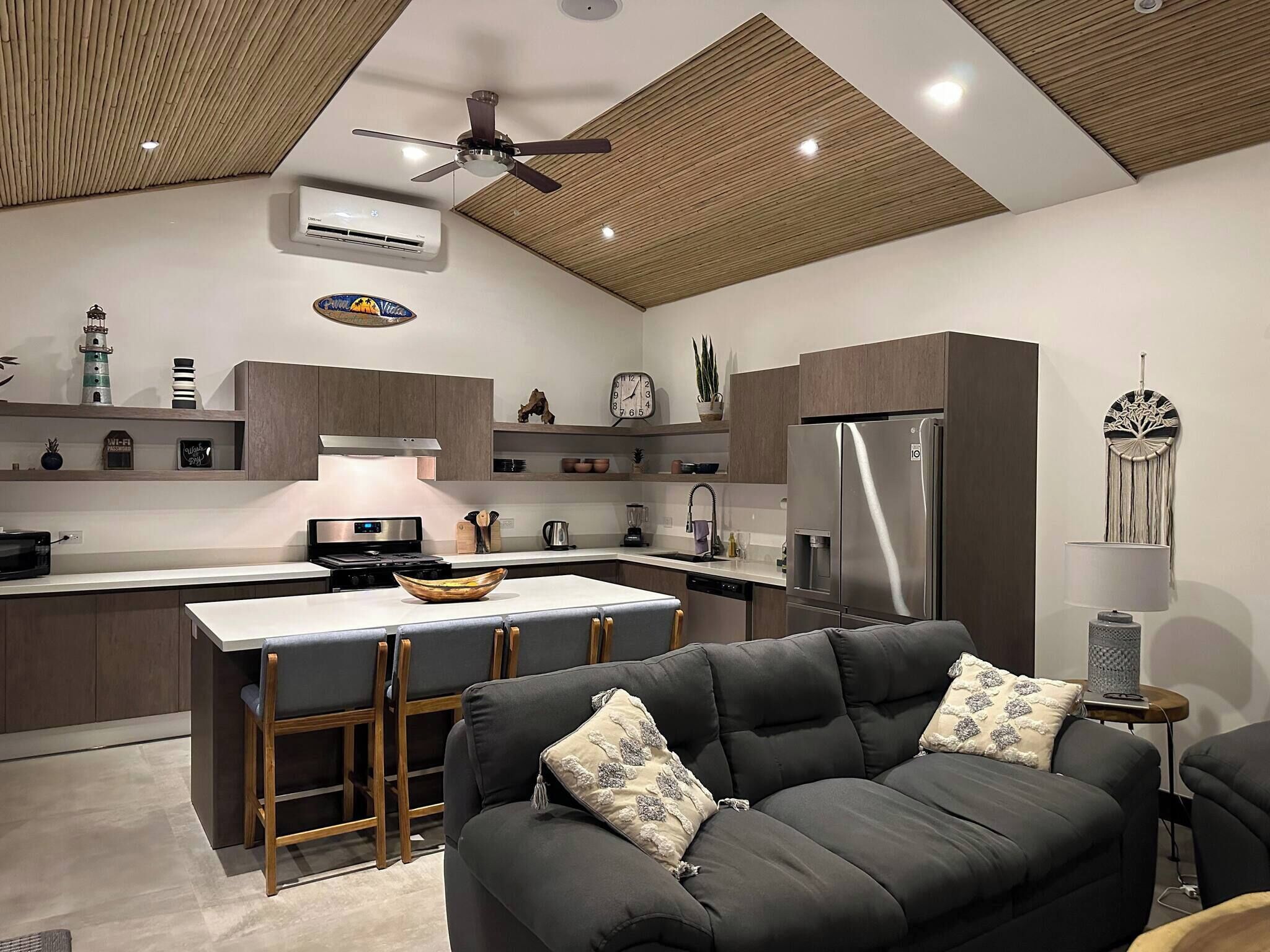 Bungalow, 3 Bedrooms, Accessible, Smoking | Living area