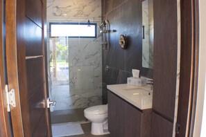 Bungalow, 3 Bedrooms, Accessible, Smoking | Bathroom - Golden Shore Villa in Tamarindo (Tamarindo)