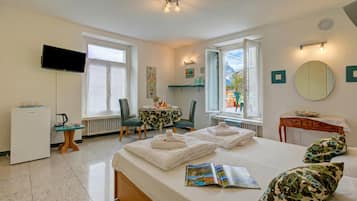 Standard Room, Multiple Bedrooms (Vida Boa King Room) | 1 bedroom, free WiFi, bed sheets