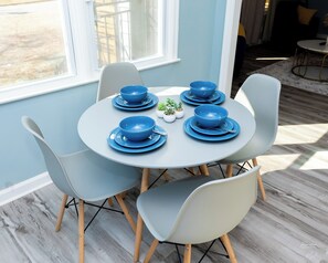 Dining - Modern 3br 7 Min from Airport and 12 min from stadium FIFA 2026 (Atlanta)