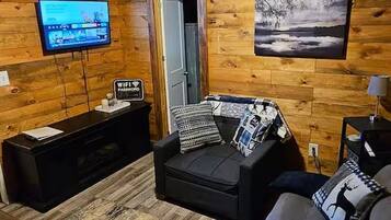 Smart TV, fireplace, DVD player