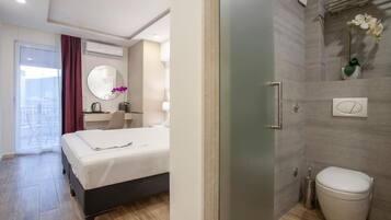 Ground Floor No View Studio