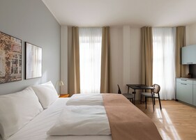 Decoración personalizada, muebles diferentes y escritorio