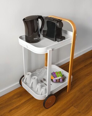 ห้องพัก, เตียงควีนไซส์ 1 เตียง | กาแฟและ/หรือเครื่องทำกาแฟ