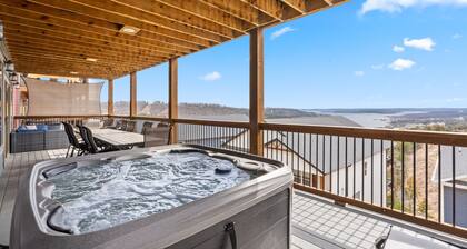 7 br lodge TRL Views Hot Tub Game Room Near SDC
