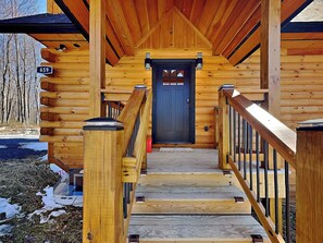 House (6 Bedrooms) | Property amenity - Grace Mountain Cabin (McHenry)