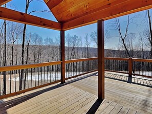 House (6 Bedrooms) | Property amenity - Grace Mountain Cabin (McHenry)