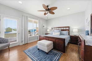 4 bedrooms, iron/ironing board, free WiFi, bed sheets - 🐚🌴Multiple Decks | Walk to Beach | Morgantown Community | Sweet Home Alabama (Gulf Shores)