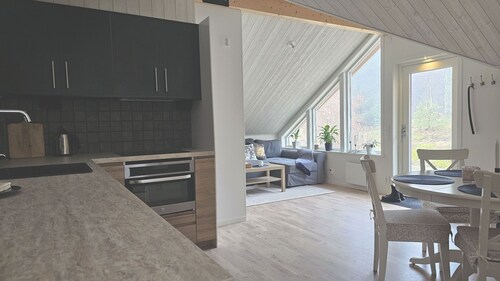 Two cozy cottages, 400 m to the sea | SE09118