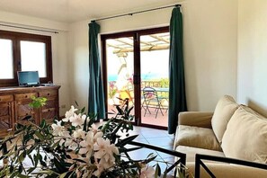 Living area - Apartment Sunrise 23 (San Pantaleo)